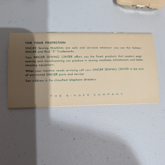 Vintage Singer Buttonholer - Picture 8 of 12